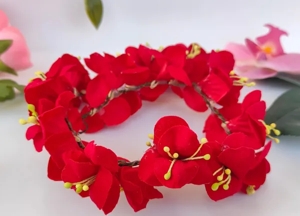 Red_Artificial_Flower_Hair_Gajra_|_For_Women_Hair_Styling