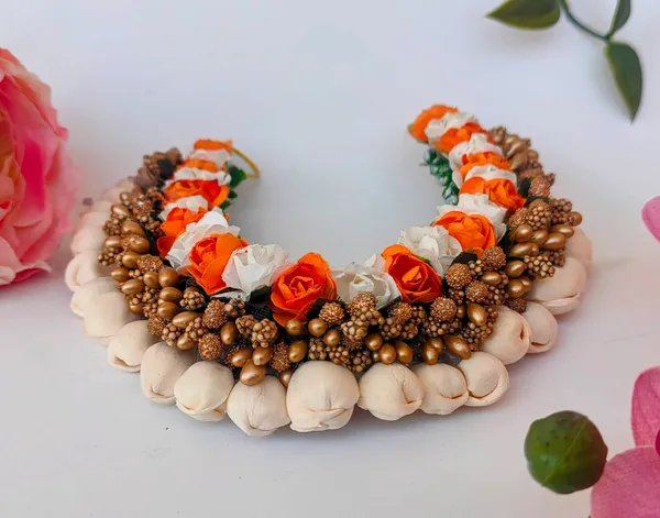 Orange_&_White_Artificial_Flower_Hair_Gajra