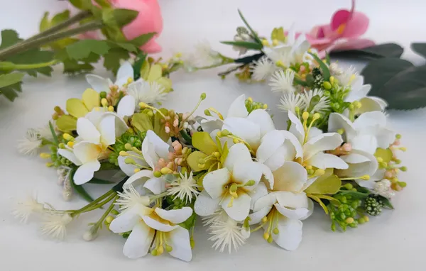White_Artificial_Flower_Hair_Gajra_For_Women