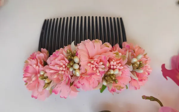Peach_Premium_Flower_Comb_|_For_Hair_Styling