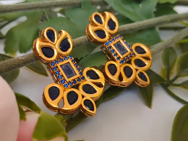 Blue_Danglers_Earrings_For_Women
