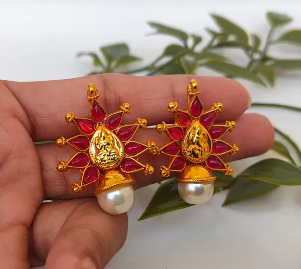 Pink_Kemp_Temple_Studs_For_Women