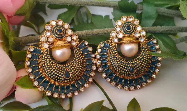 Blue_Enamel_Earrings_With_Sleek_And_Stylish_Appeal