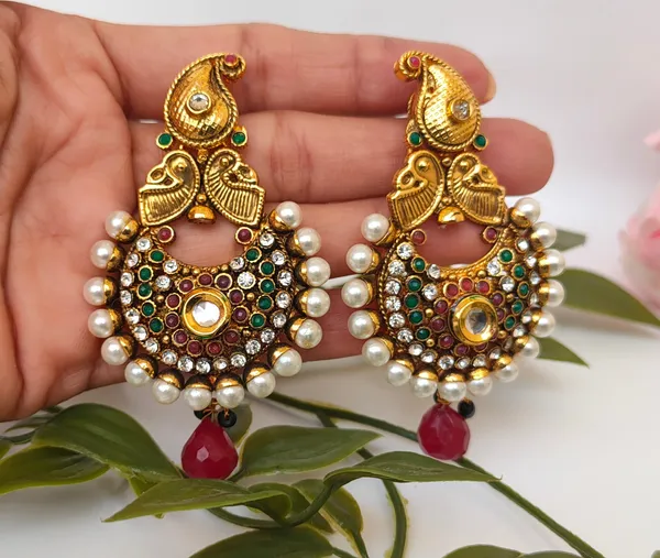 Multicolor_Chandbali_Earrings_For_Festive_Glamour