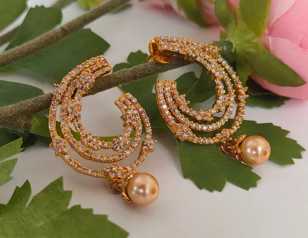 White_Designer_Earrings_For_Elegant_Occasions