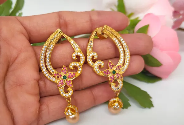 Multicolor_Cz_Earrings_With_Sparkling_Finish