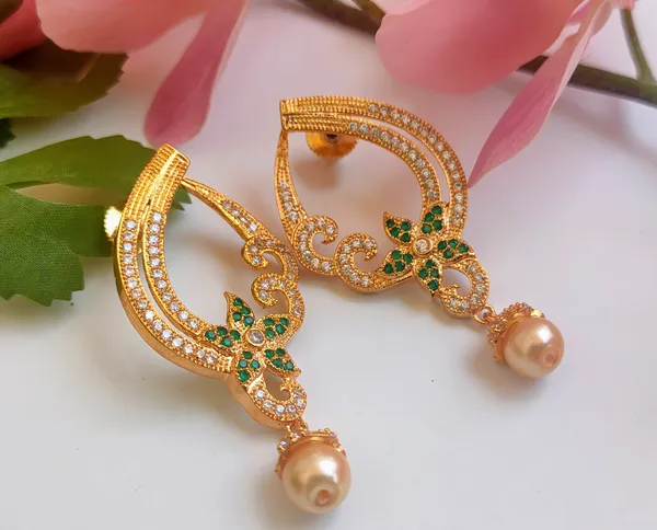 Stylish_Green_Cz_Earrings_For_Daily_And_Party_Wear