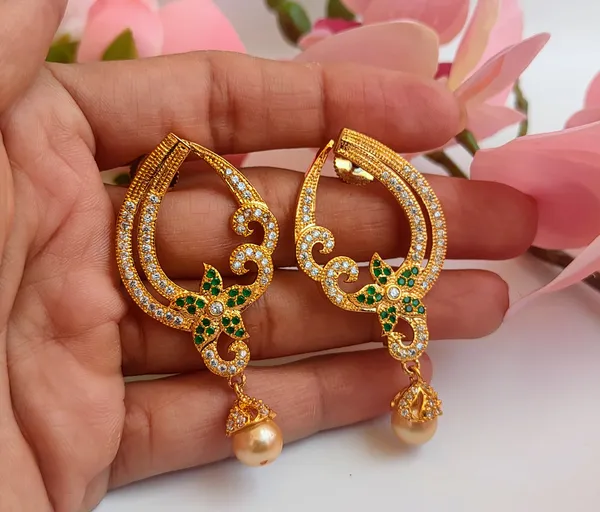 Stylish_Green_Cz_Earrings_For_Daily_And_Party_Wear