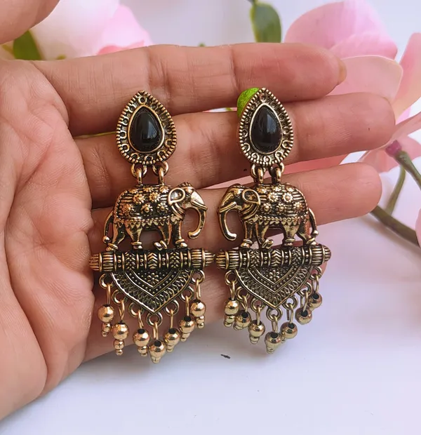 Black_Artistic_Oxidised_Designer_Earrings_For_Ethnic_Outfits