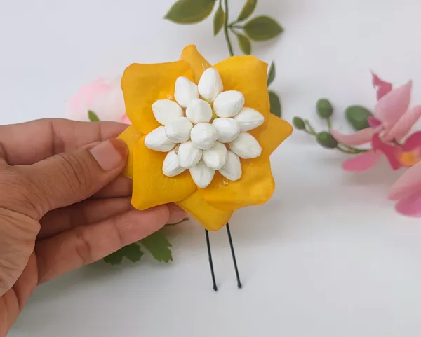 Yellow_Rose_Petals_Brooch_Pin