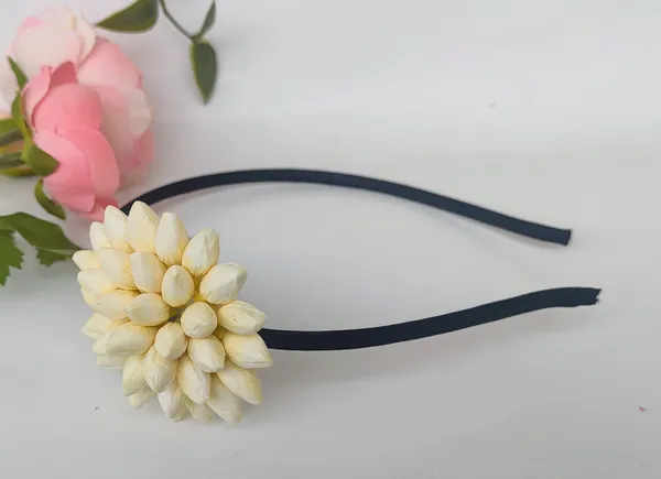 White_Artificial_Jasmine_Hair_Clip