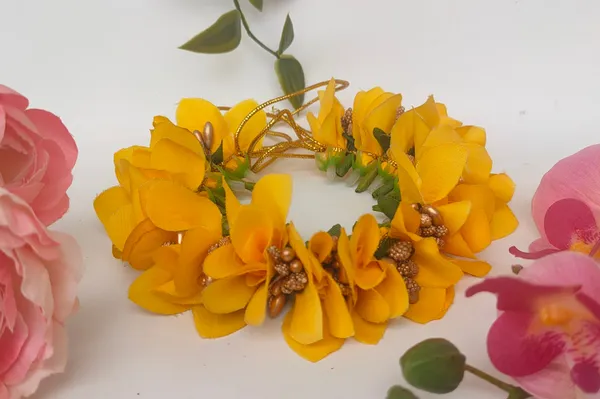 Yellow_Artificial_Flower_Orchids_Gajra