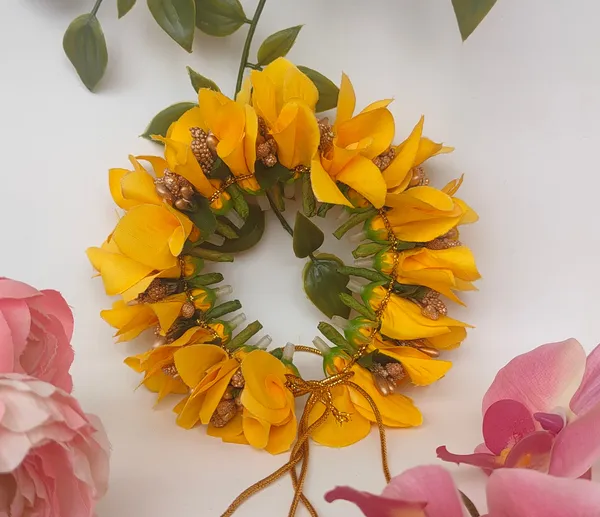 Yellow_Artificial_Flower_Orchids_Gajra