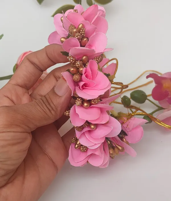Baby_Pink_Orchids_Hair_Gajra_|_For_Women_Hair_Styling
