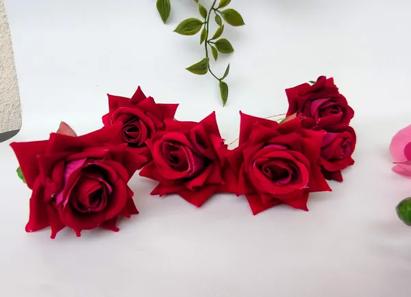 Set_Of_6_Maroon_Red_Rose_Brooches_|_For_Women_Special_Occasion