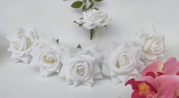 White_Rose_Brooches_For_Women_(Set_Of_6)
