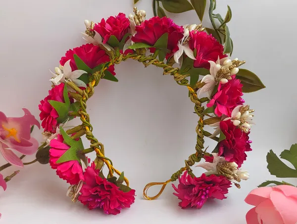 Magenta_Artificial_Flower_Hair_Gajra_|_For_Women_Hair_Styling