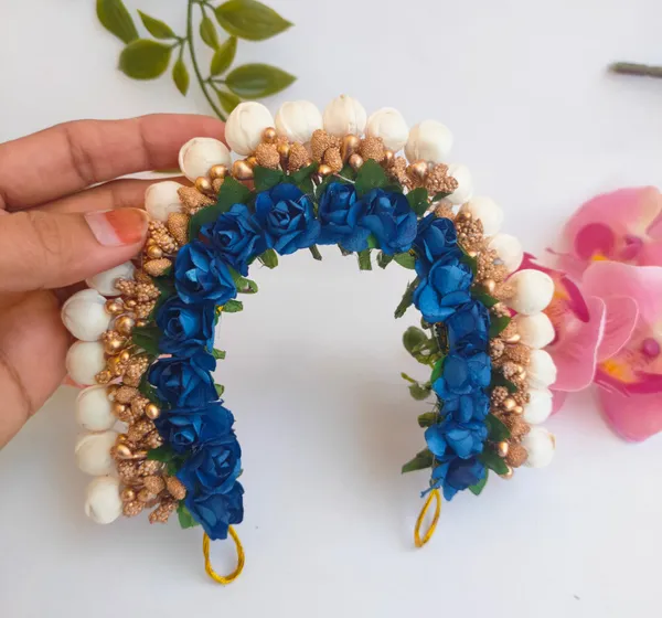 Blue_Artificial_Flower_Hair_Gajra_For_Women