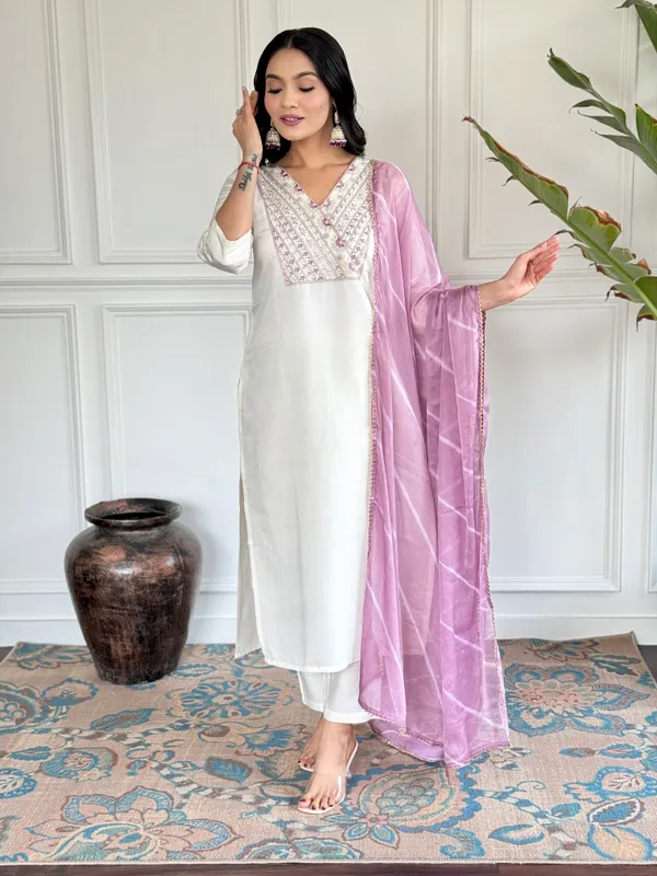 White_Chanderi_Viscose_Embroidered_A-Line_Kurta_With_Dupatta_And_Pant_Set_For_Women