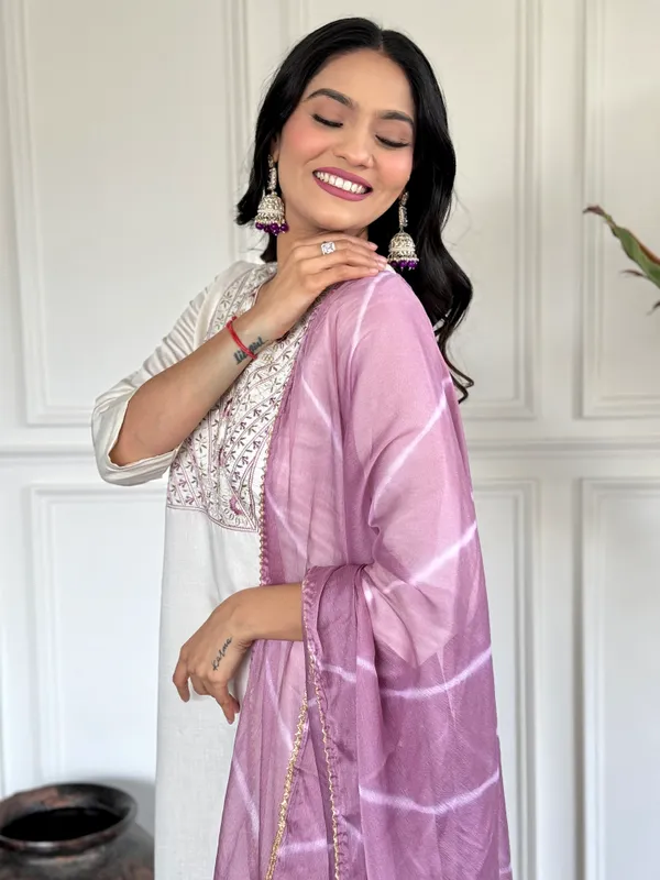 White_Chanderi_Viscose_Embroidered_A-Line_Kurta_With_Dupatta_And_Pant_Set_For_Women