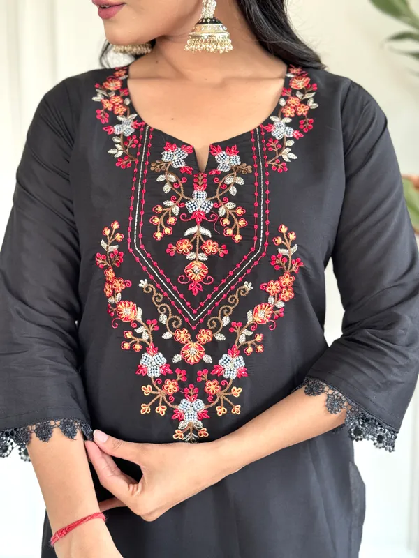 Black_Chanderi_Viscose_Embroidered_A-Line_Kurta_With_Dupatta_And_Pant_Set_For_Women