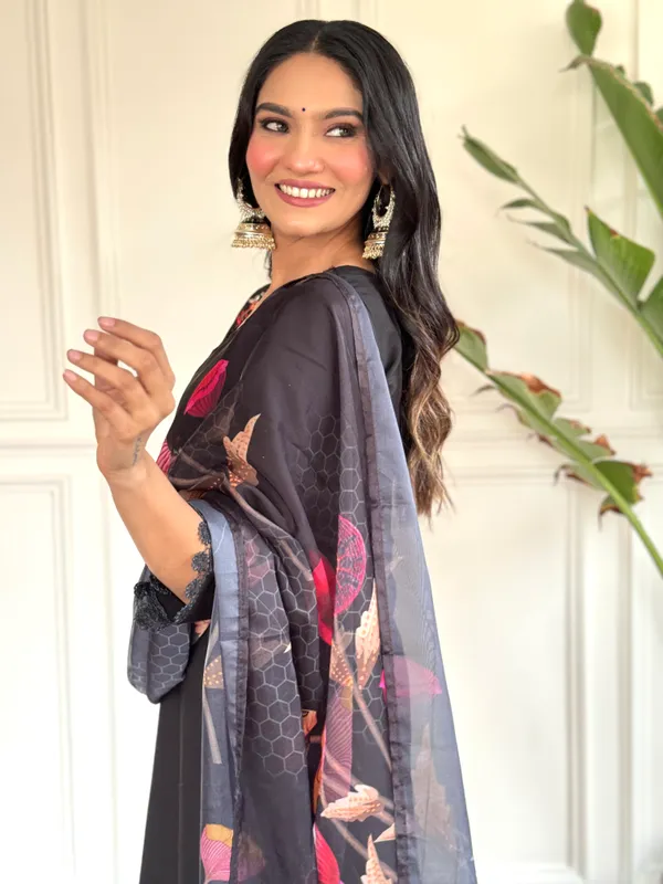 Black_Chanderi_Viscose_Embroidered_A-Line_Kurta_With_Dupatta_And_Pant_Set_For_Women
