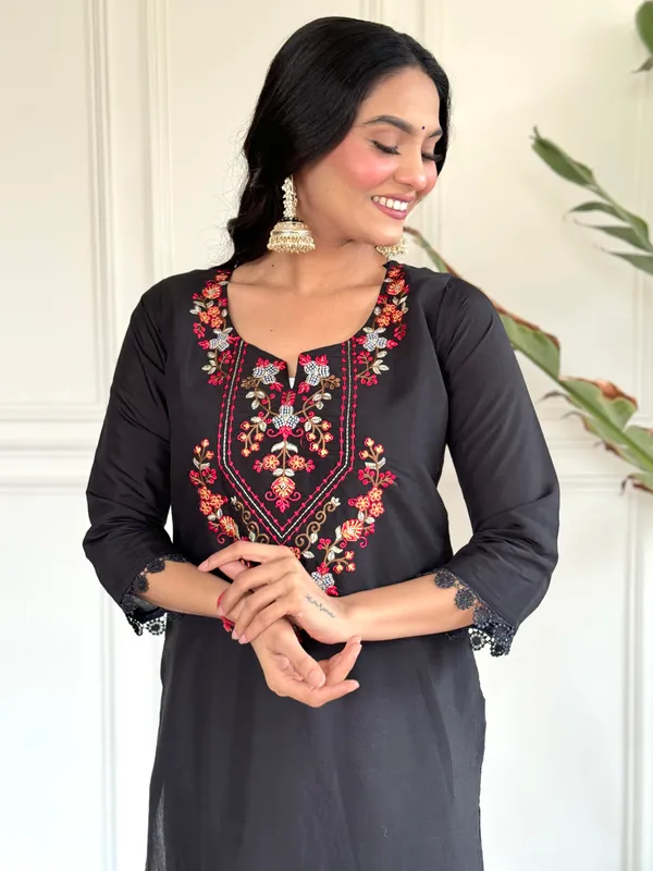 Black_Chanderi_Viscose_Embroidered_A-Line_Kurta_With_Dupatta_And_Pant_Set_For_Women