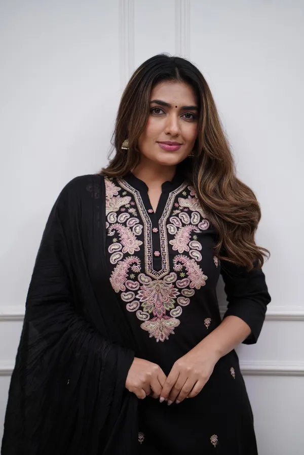 Black_Chanderi_Viscose_Embroidered_A-Line_Kurta_With_Dupatta_And_Pant_Set_For_Women