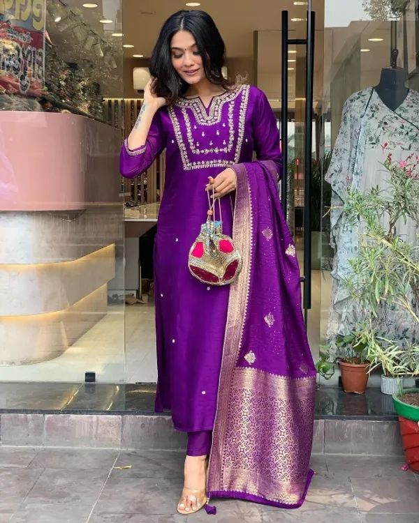 Purple_Pure_Viscose_Jacquard_Kurta_With_Pant_And_Heavy_Dupatta_For_Women