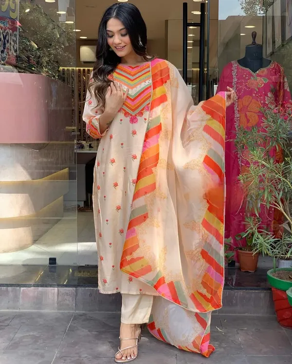 Orange_Printed_Straight_Kurta_Suit_Set_For_Women