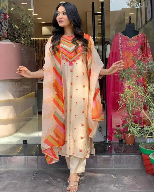 Orange_Printed_Straight_Kurta_Suit_Set_For_Women