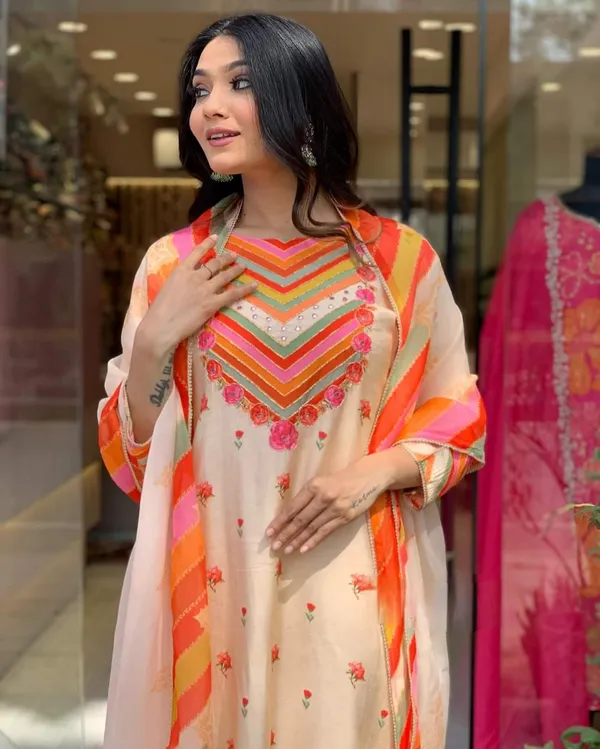 Orange_Printed_Straight_Kurta_Suit_Set_For_Women