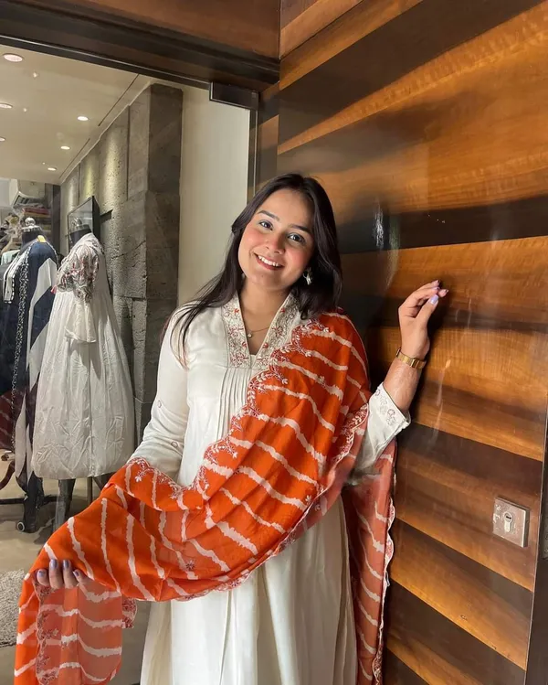 White_Chanderi_Viscose_Embroidered_A-Line_Kurta_With_Dupatta_And_Pant_Set_For_Women