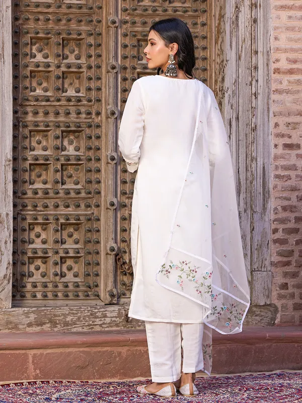 White_Embroidered_Viscose_Stitched_Party_Wear_Salwar_Kameez_For_Women