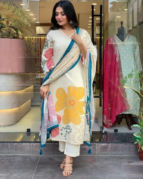 White_Organza_Tabby_Embroidered_A-Line_Kurta_With_Dupatta_And_Pant_Set_For_Women