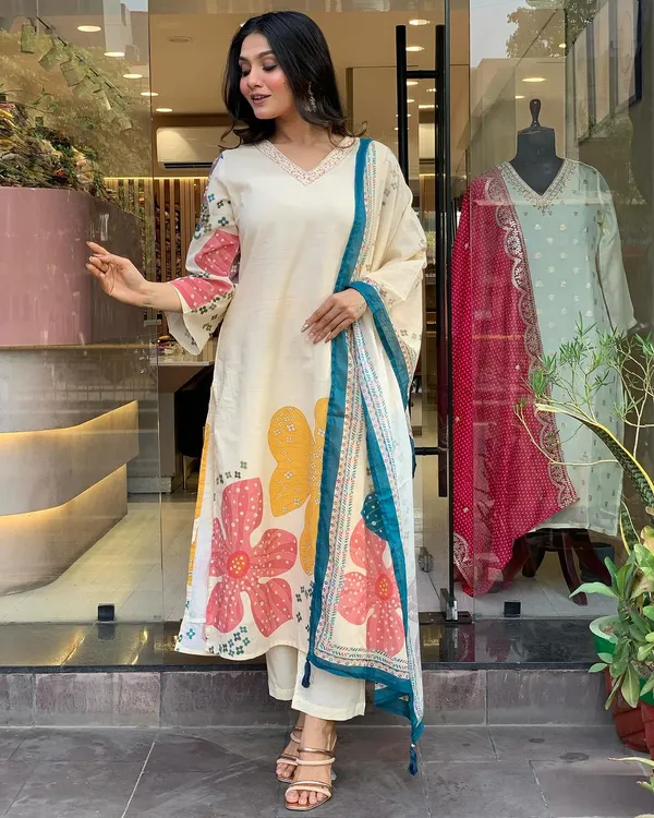 White_Organza_Tabby_Embroidered_A-Line_Kurta_With_Dupatta_And_Pant_Set_For_Women