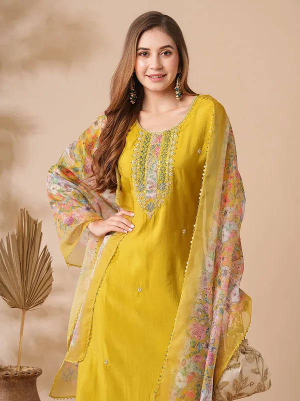 Yellow_Chanderi_Viscose_Embroidered_A-Line_Kurta_With_Dupatta_And_Pant_Set_For_Women