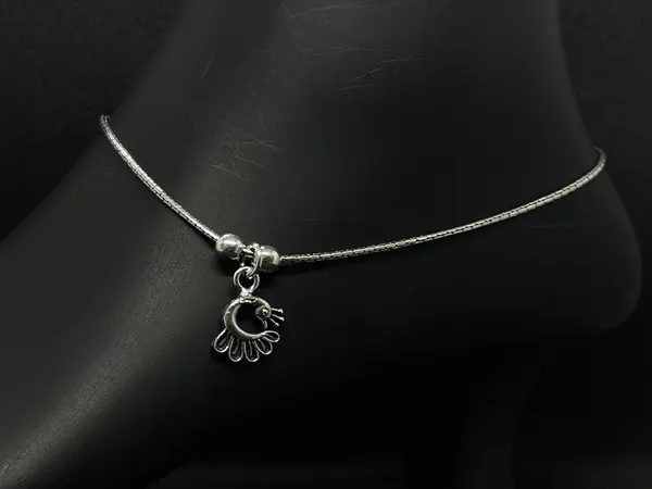 Pure_925_Silver_Anklet_for_Women_|_Rhodium_Plated_Minimal_Peacock_Anklet