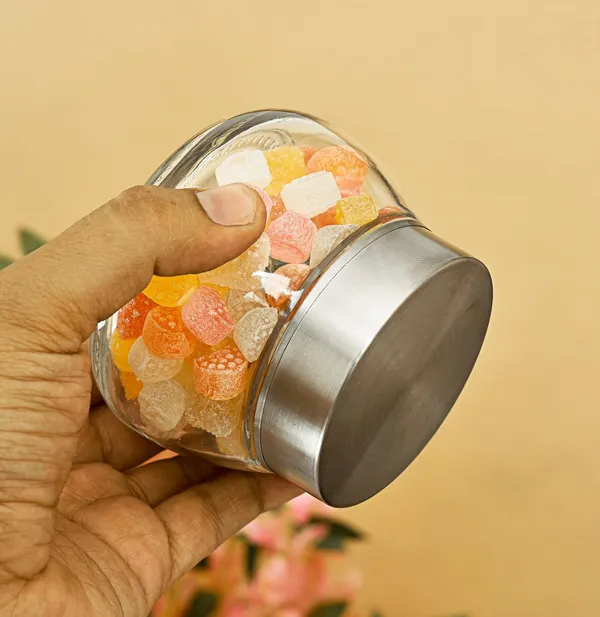 Pack_Of_6_Oval_Kitchen_Storage_Glass_Containers_With_Steel_Lid_300Ml