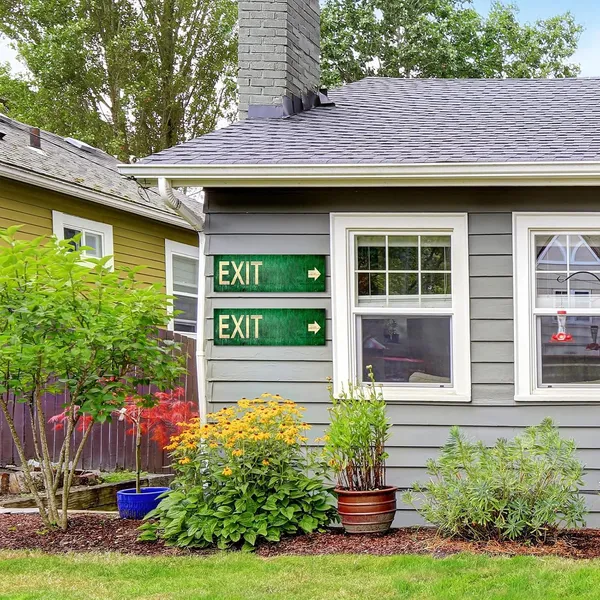 Green_Jetec_2_Pieces_Stoner_Avenue_Exit_420_Wooden_Sign_Rustic_Farmhouse_Street_Signs_Wood_Exit_Plaque_Green_Hanging_Wall_Signs_|_For_Street_Entryway_Outdoor_Decoration_11.8_X_3.9_Inches