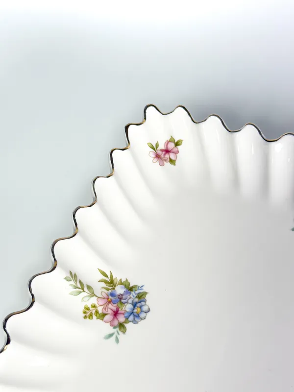 Ceramic_Cake_Stand_Square_Medium