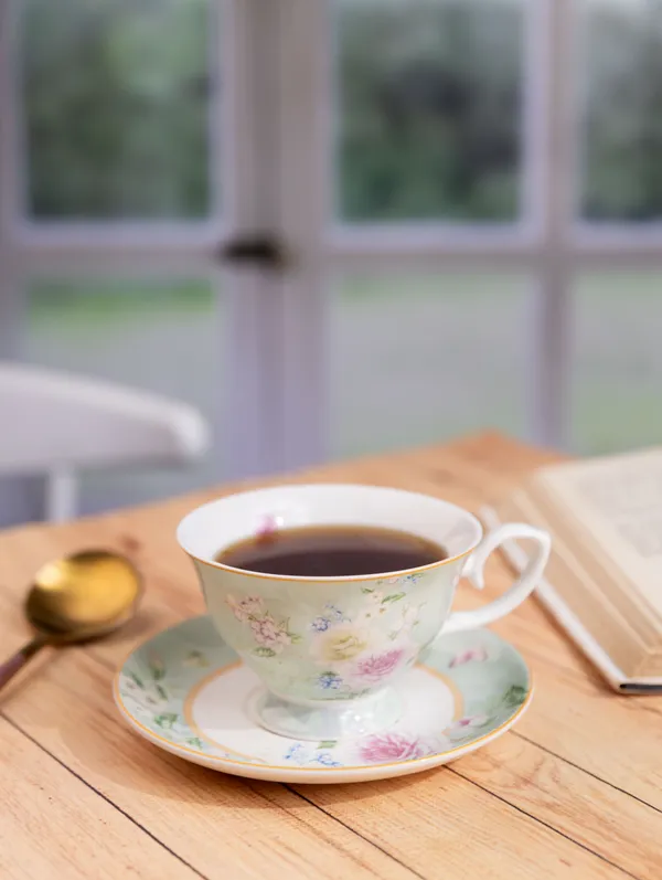 English_roses_cup_saucer_single