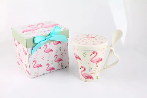 Flamingo_Ceramic_Mug_with_Spoon