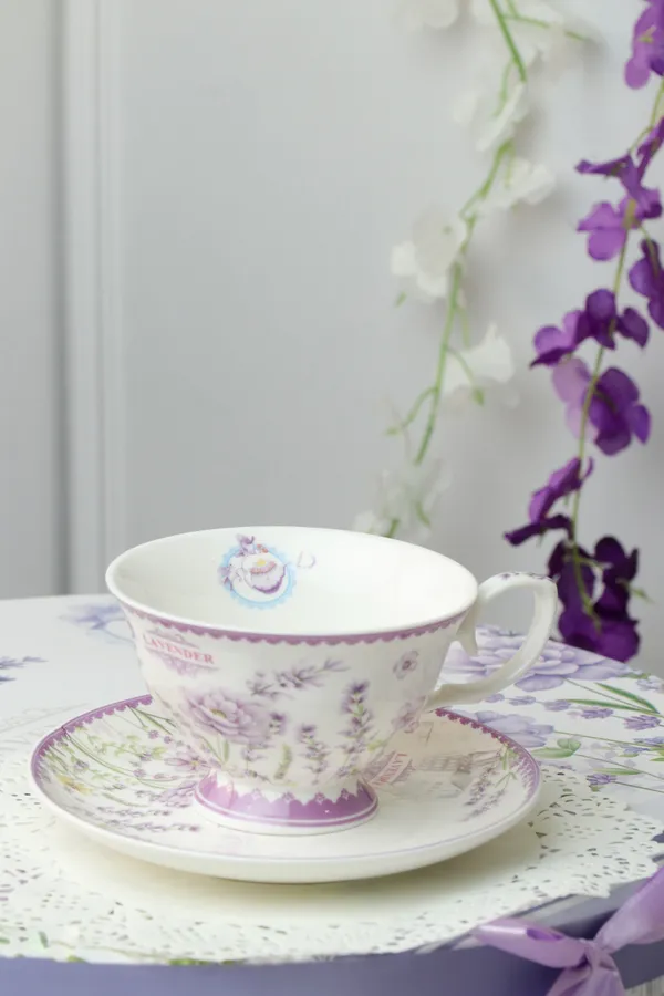Lavender_Royale_Tea_Set_(6-Piece_Cup_&_Saucer_Set)