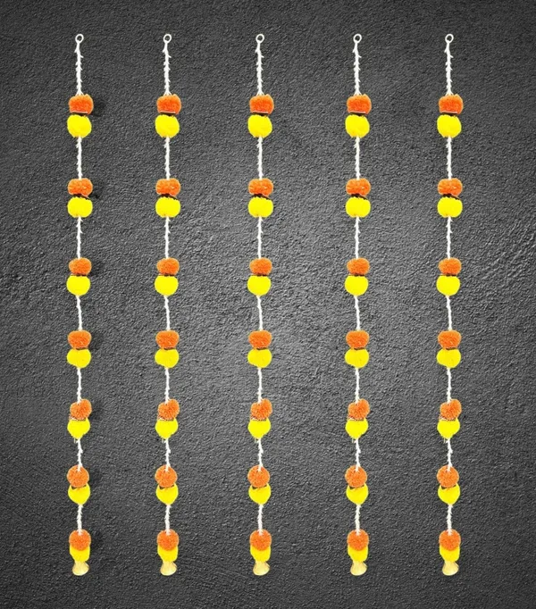 Yellow_&_Mango_Artificial_Marigold_Garland_Pack_Of_5