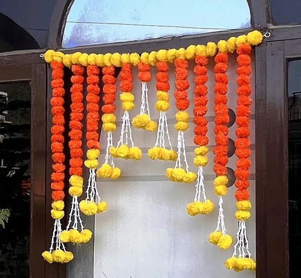 Yellow_&_Mango_Decorative_Artificial_Marigold_Bandanwar