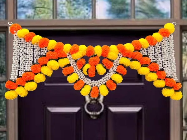 Yellow_&_Mango_Decorative_Artificial_Marigold_Bandanwar