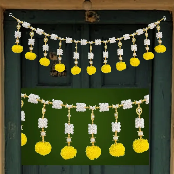 Yellow_&_White_Decorative_Handcrafted_Bandanwar
