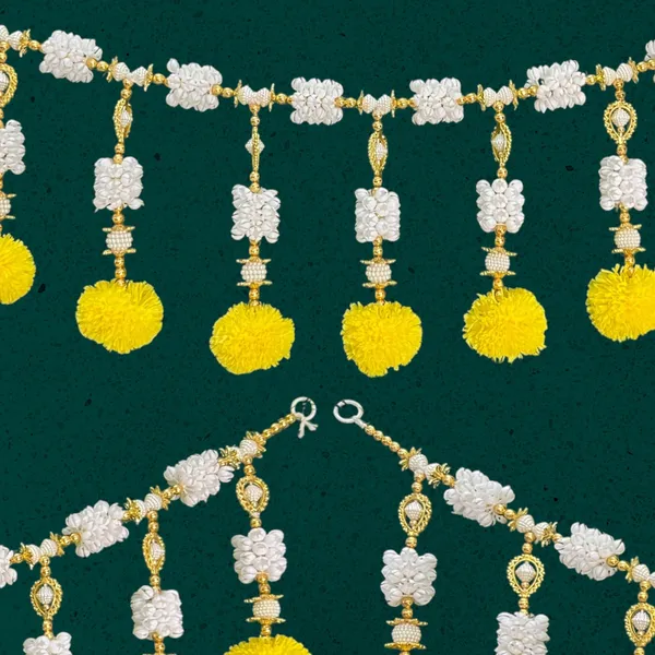 Yellow_&_White_Decorative_Handcrafted_Bandanwar