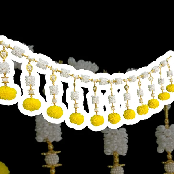 Yellow_&_White_Decorative_Handcrafted_Bandanwar